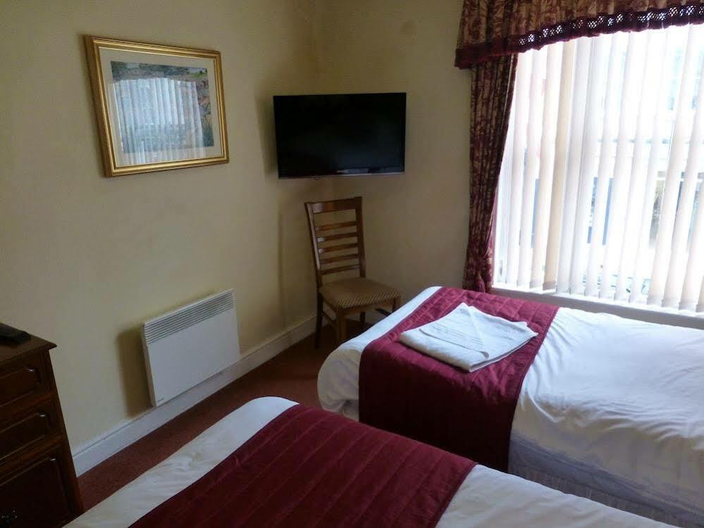 The Atherstone Red Lion Hotel Exterior photo